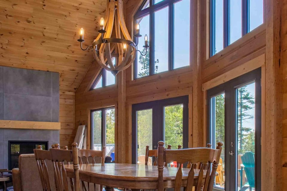 Waterfront Lakehouse EV Charger AC House in Northern Bruce Peninsula