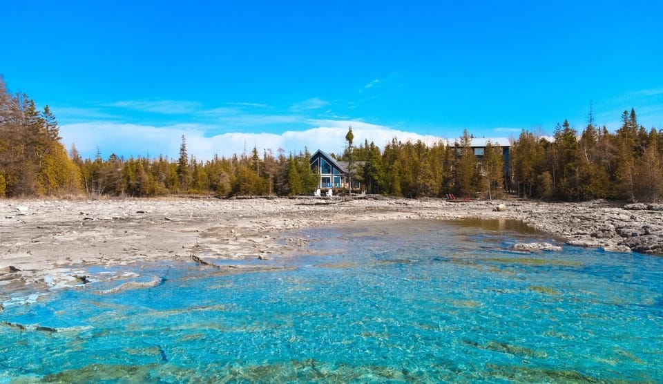 Waterfront Lakehouse EV Charger AC House in Northern Bruce Peninsula