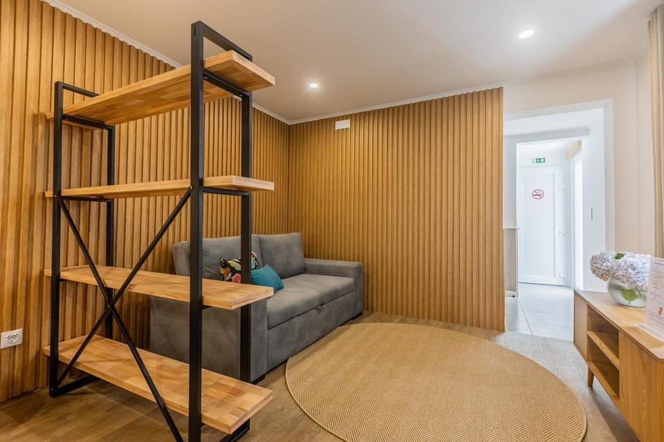 Bed, Living room, Photo of the whole room