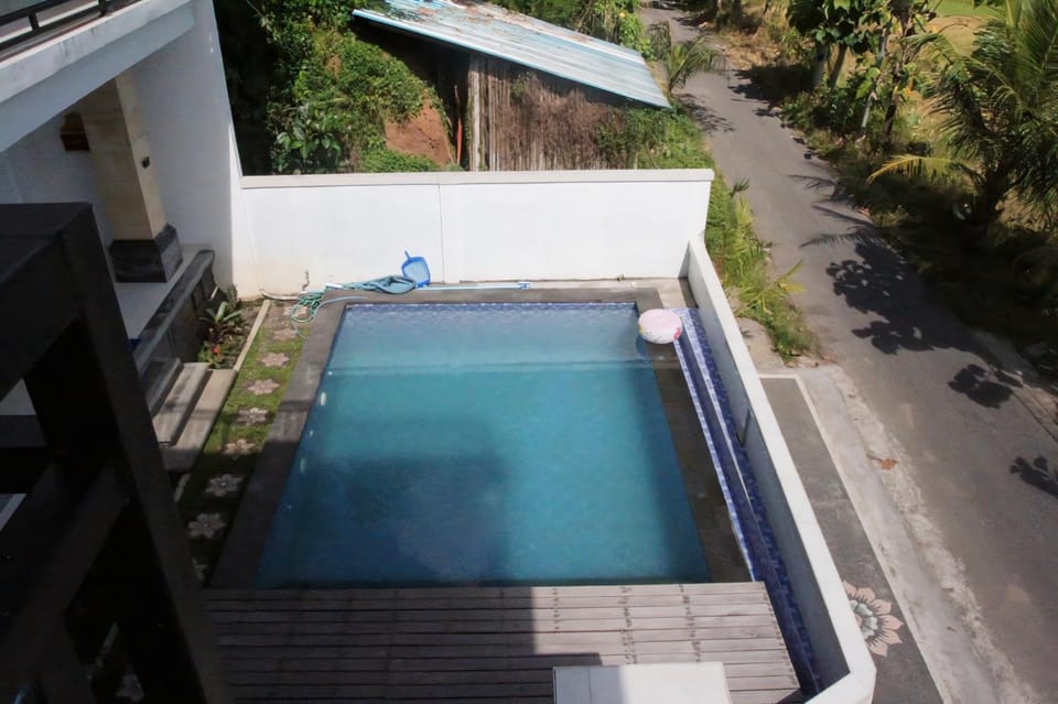 Neighbourhood, Pool view, Swimming pool