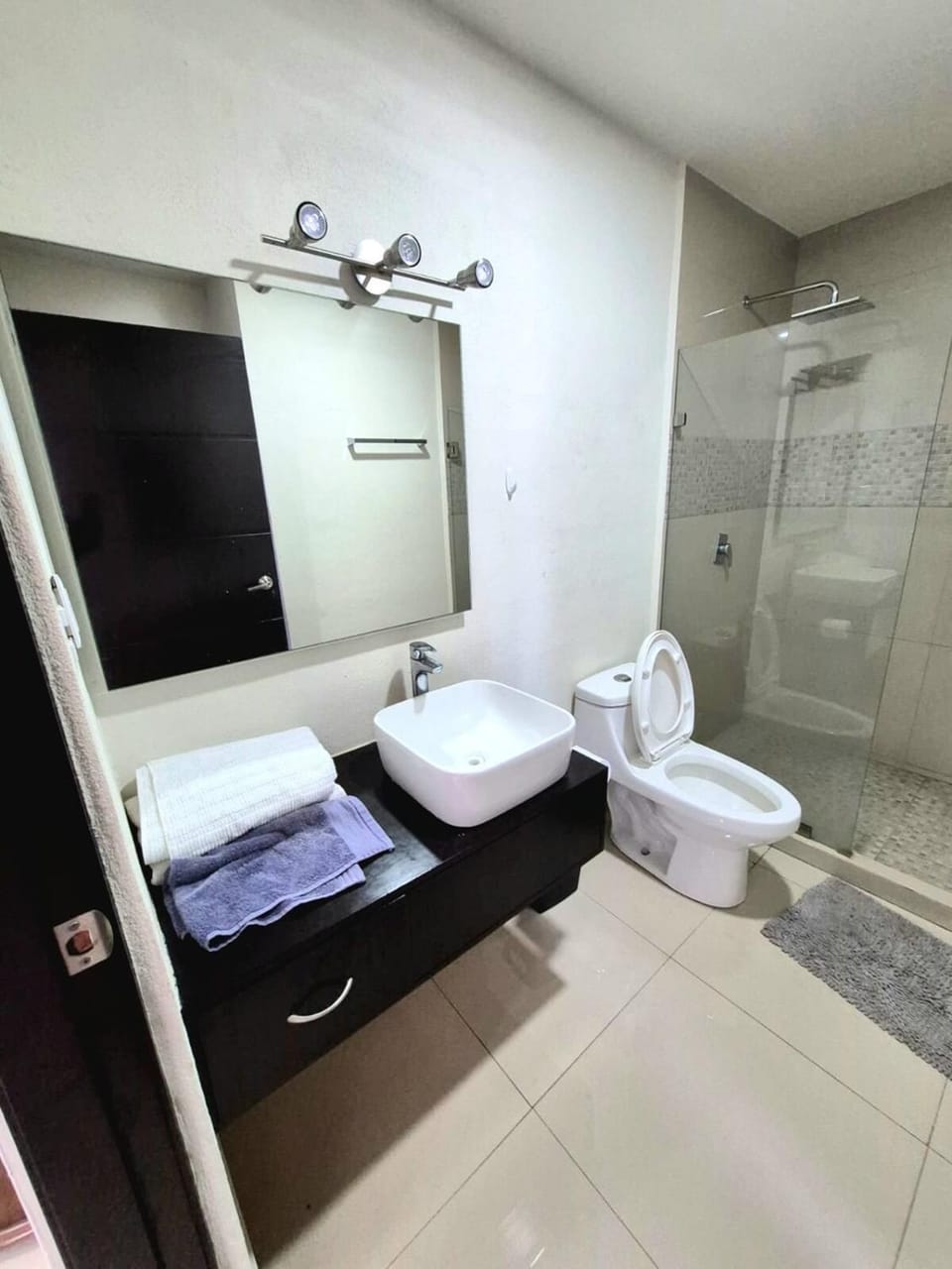 Shower, Toilet, Bathroom