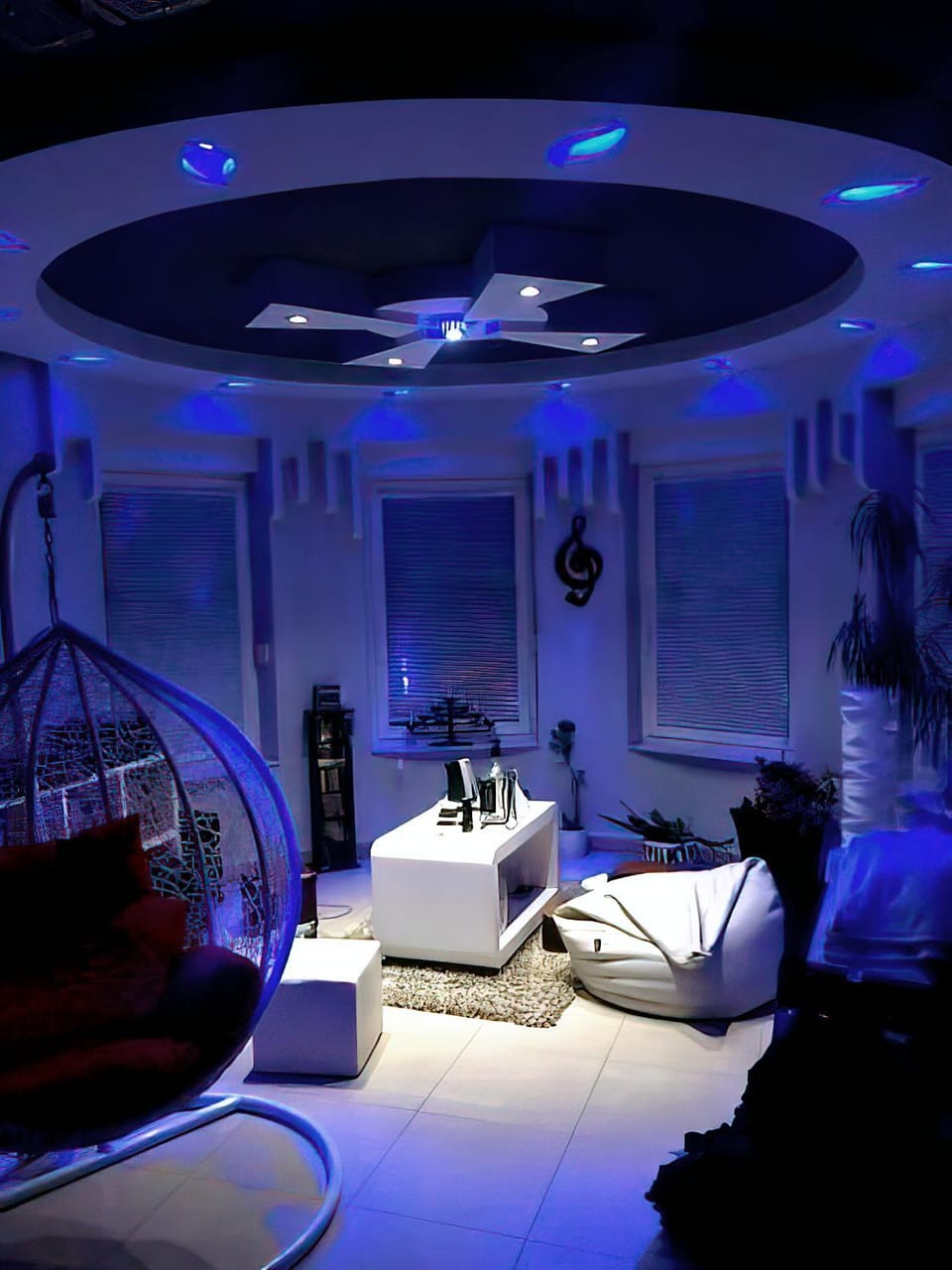 Living room, Evening entertainment, Entertainment
