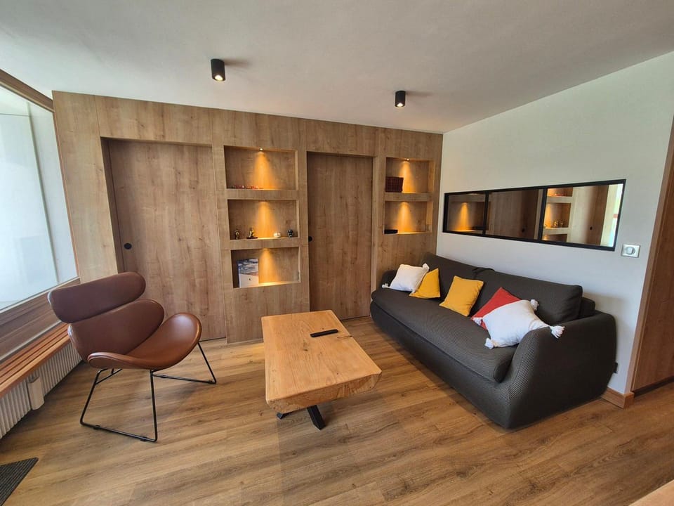 Appartement rénové à Tignes · Balcon · Wifi inclus - FR-1-502-601 Apartment in Tignes