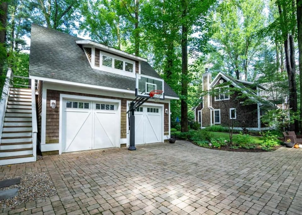 Cedar Shores House in Sawyer
