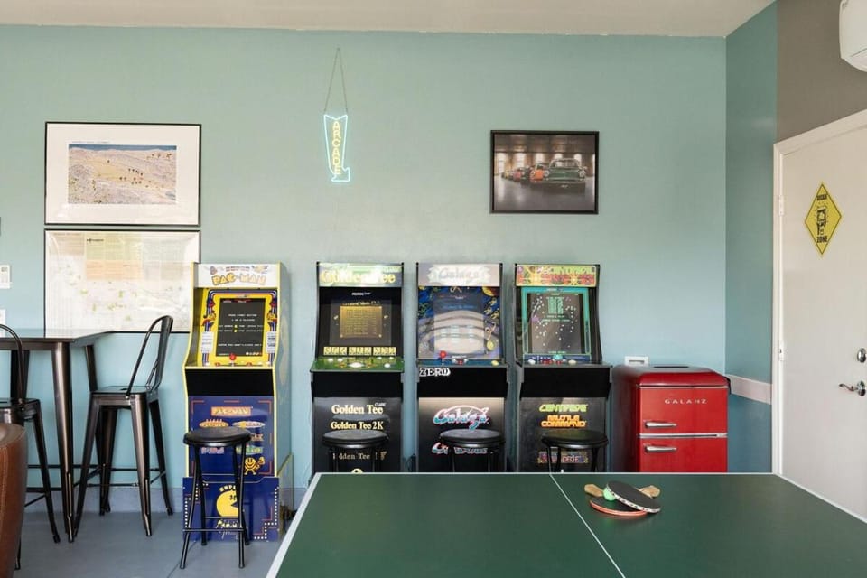 Game Room, Table tennis