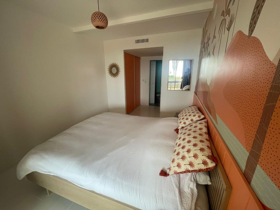 FLCbm- Premium-Beach-2 Rooms-Clim-Terace-Lift-Box Apartment in Marseille