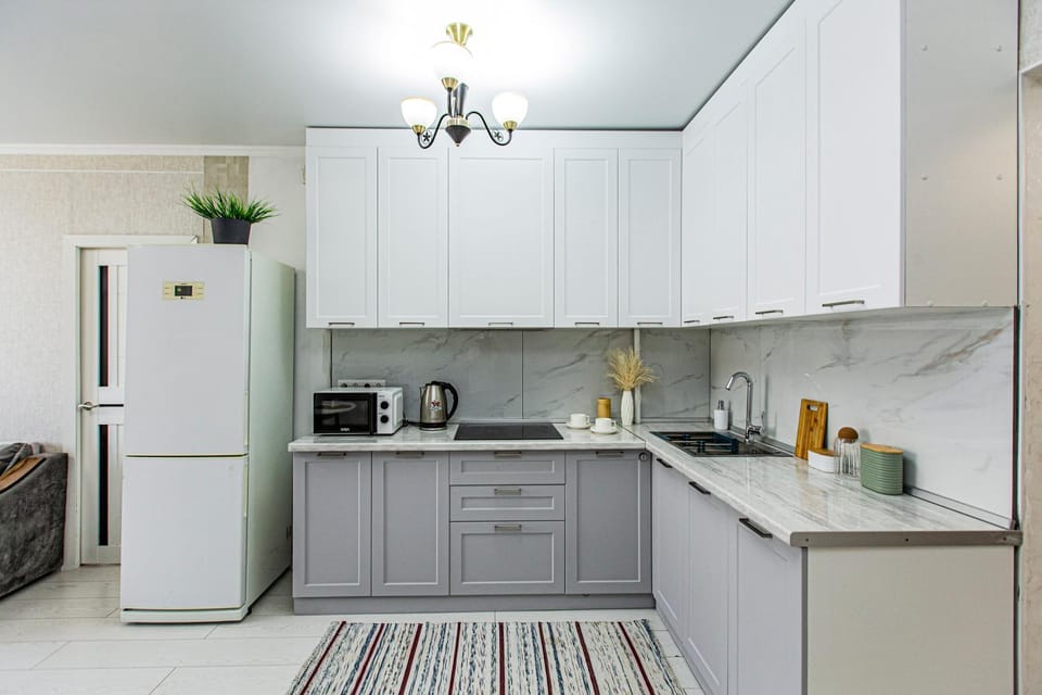 Coffee/tea facilities, Kitchen or kitchenette, microwave, pet friendly, stove