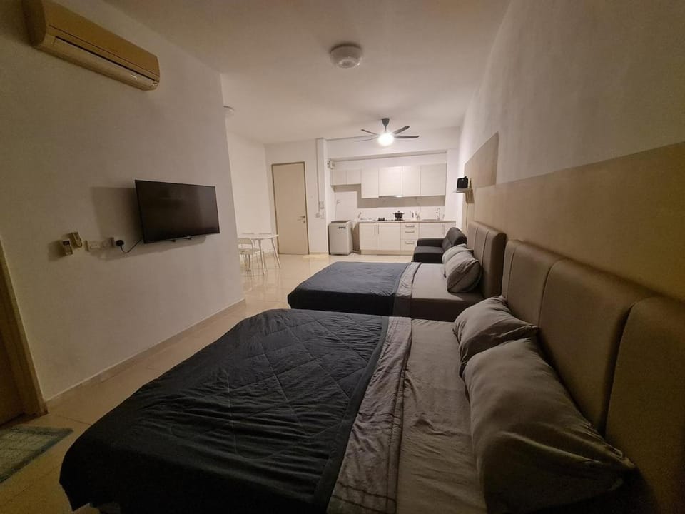 Family Suite Greenfield Near Paradigm Apartment in Johor Bahru