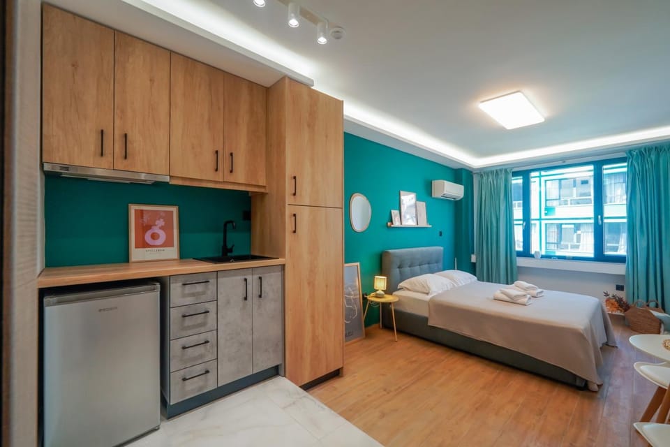 Bed, Kitchen or kitchenette, Photo of the whole room, Bedroom, wardrobe