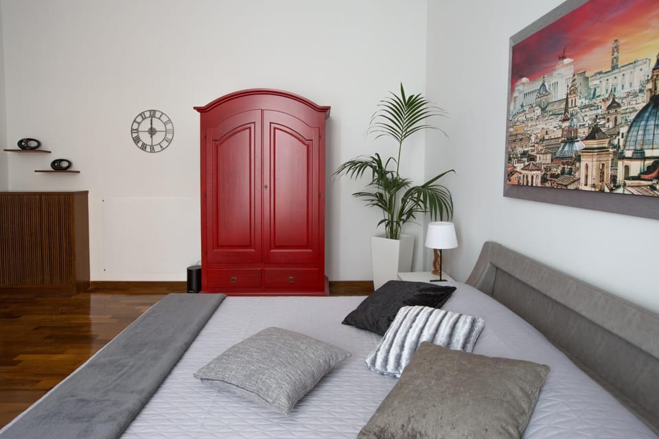 Bed, Photo of the whole room, Bedroom, wardrobe