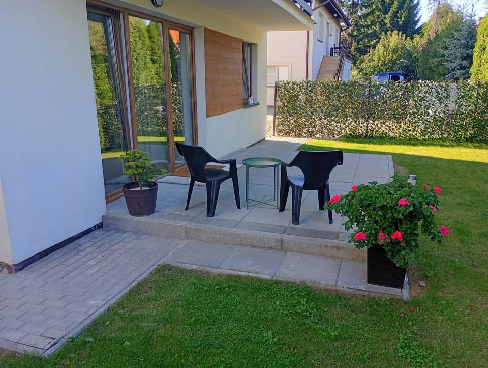 Garden, Balcony/Terrace