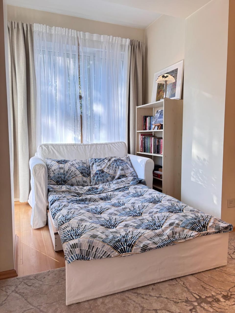 Bed, Library