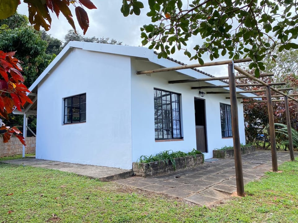 Luxury modern farm cottage with sea view Villa in KwaZulu-Natal