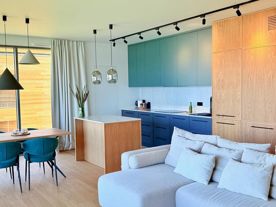 Kitchen or kitchenette, Living room, Dining area, dishwasher, pet friendly, pet friendly