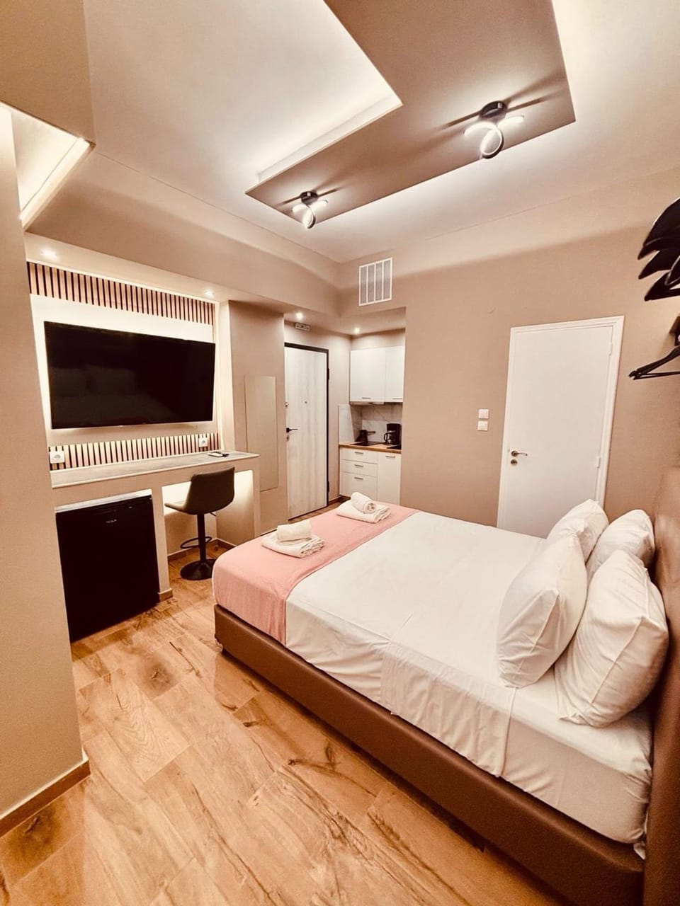 Monastiraki 110 SuperHost Hub Apartment in Athens