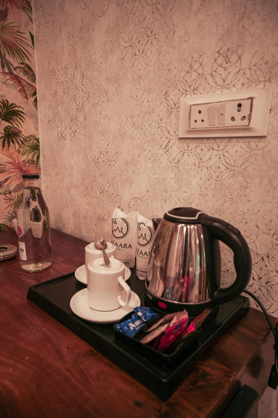 Coffee/tea facilities, Kitchen or kitchenette