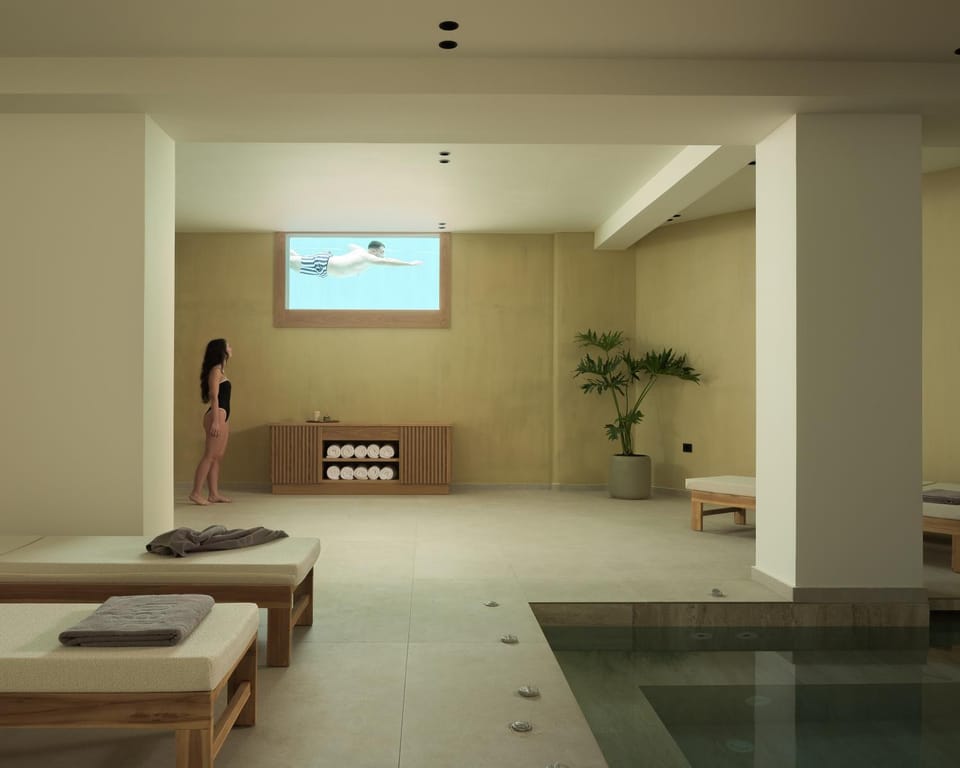Photo of the whole room, Pool view, Swimming pool
