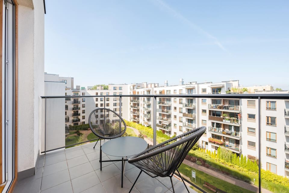 View (from property/room), Balcony/Terrace, City view