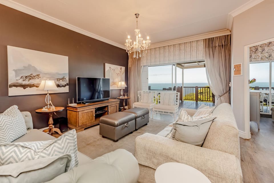 Living room, Entertainment