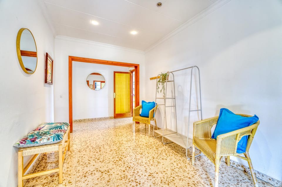 Communal lounge/ TV room, Living room