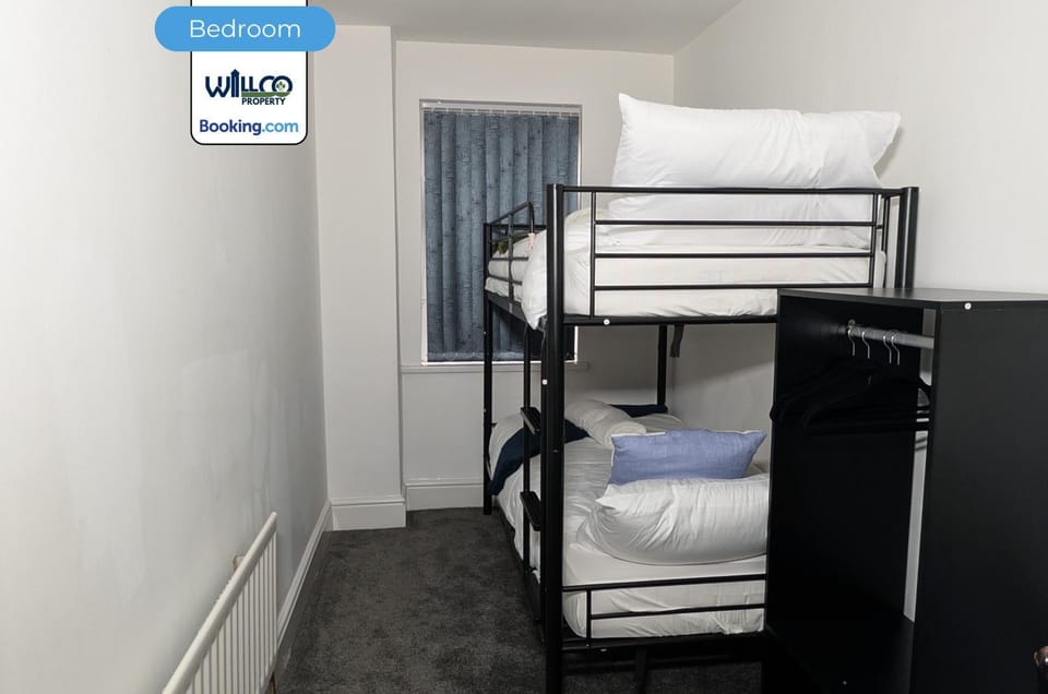 Bed, Bedroom, bunk bed