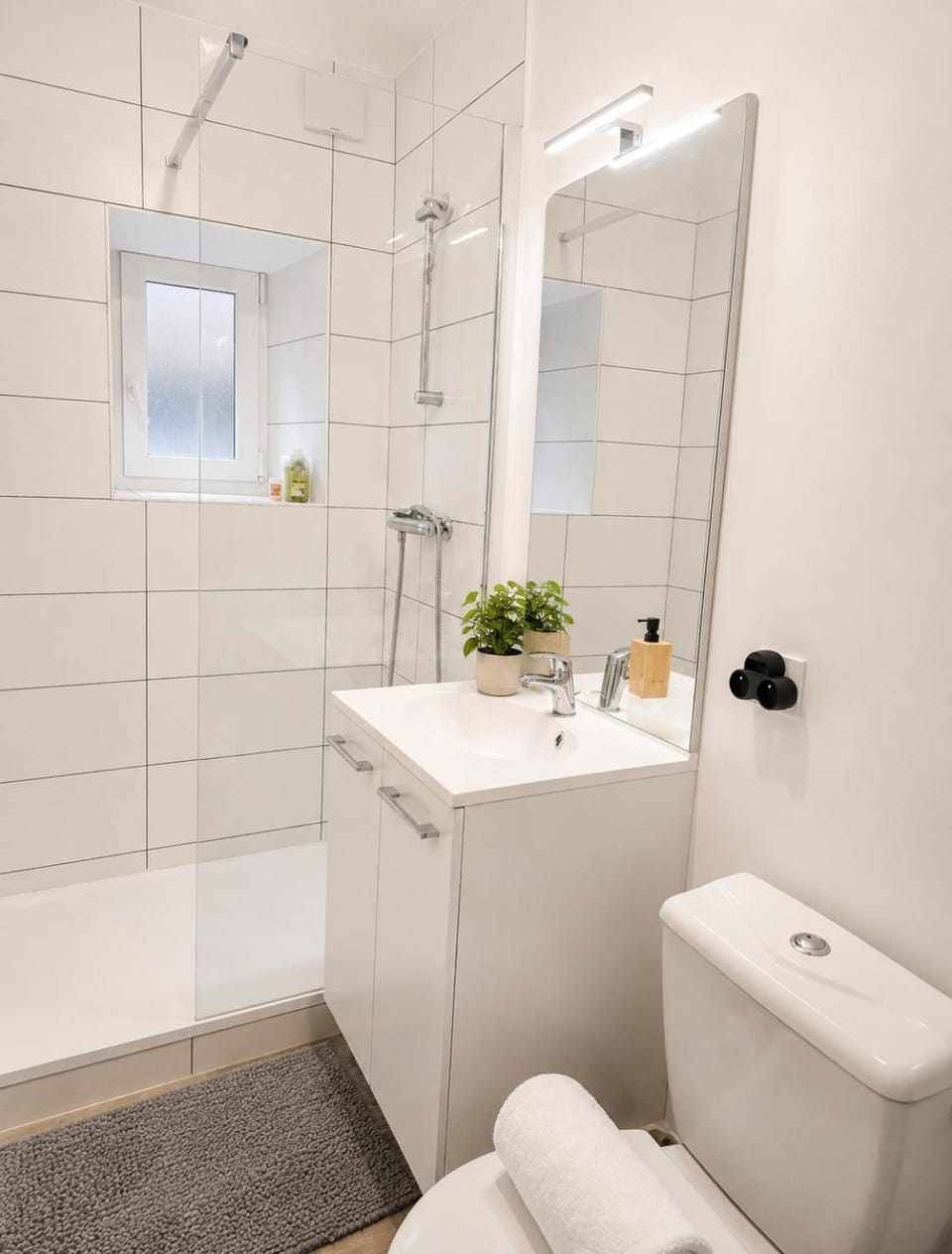 Le Déchelette 2, appartement cosy en plein centre Apartment in Auvergne-Rhône-Alpes