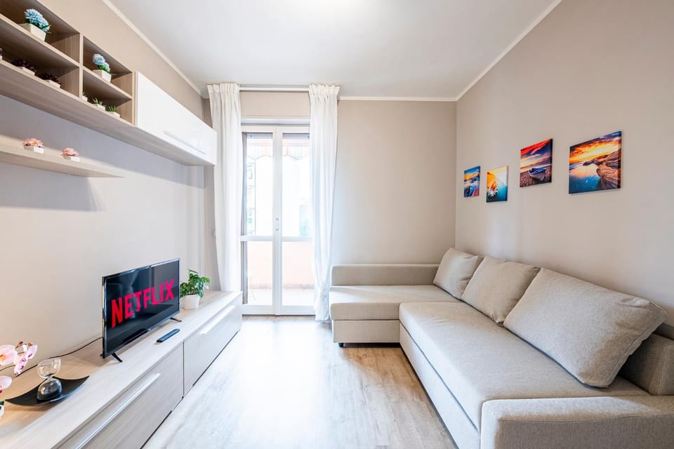 TV and multimedia, View (from property/room), Balcony/Terrace