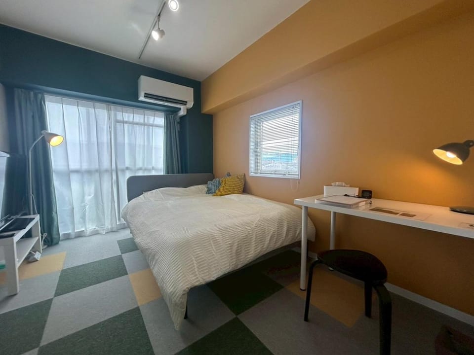 Bed, Photo of the whole room, Bedroom, air conditioner