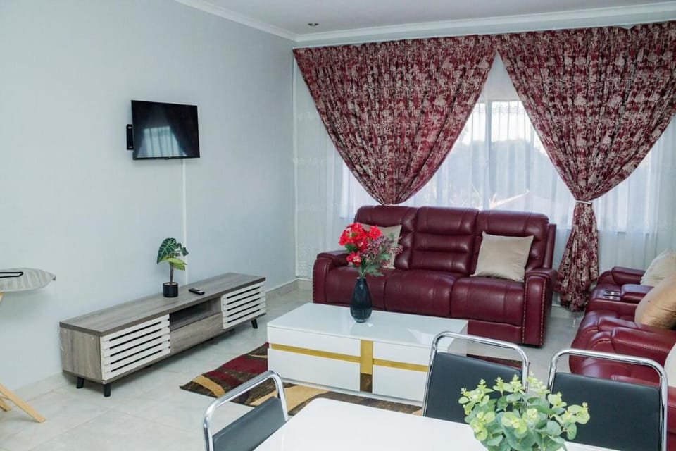 Springs Sleeper's Delight Apartment in Gauteng