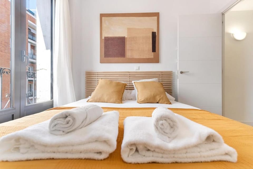 Green Lavapies II by Hogar4 Apartment in Centro