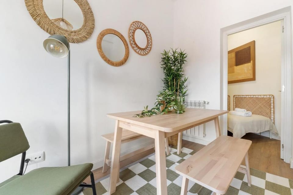 Green Lavapies II by Hogar4 Apartment in Centro