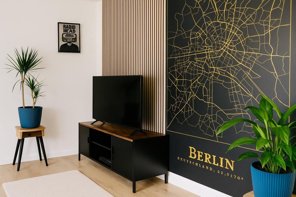 TV and multimedia, Decorative detail
