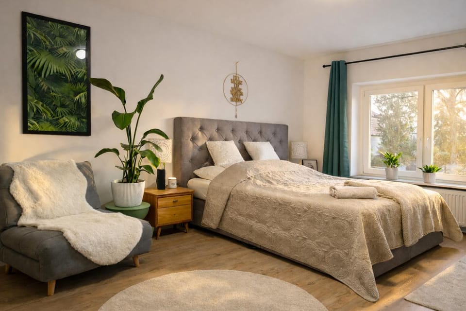 Bed, Bedroom, Sunrise