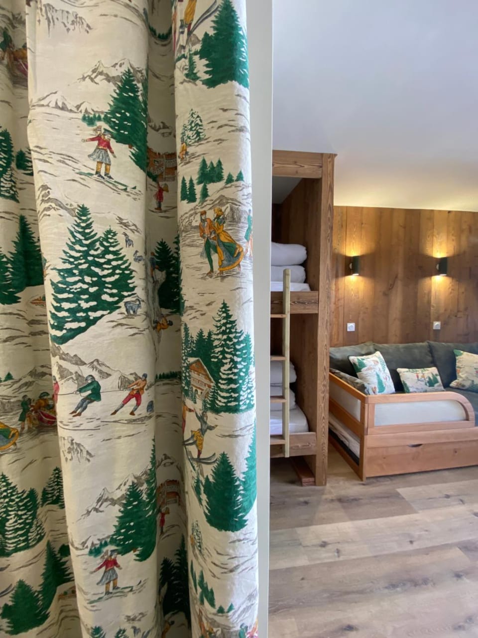 Photo of the whole room