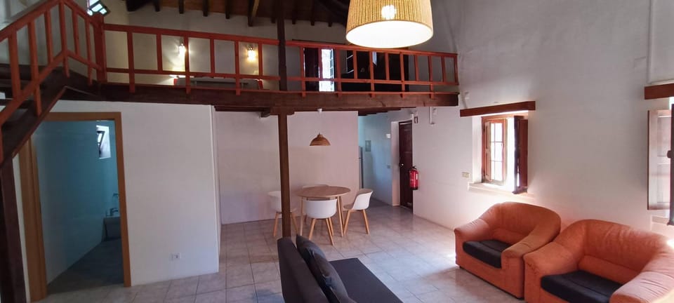 Rustic Countryside Loft with Private Balcony - Casa 8 Villa in Guia