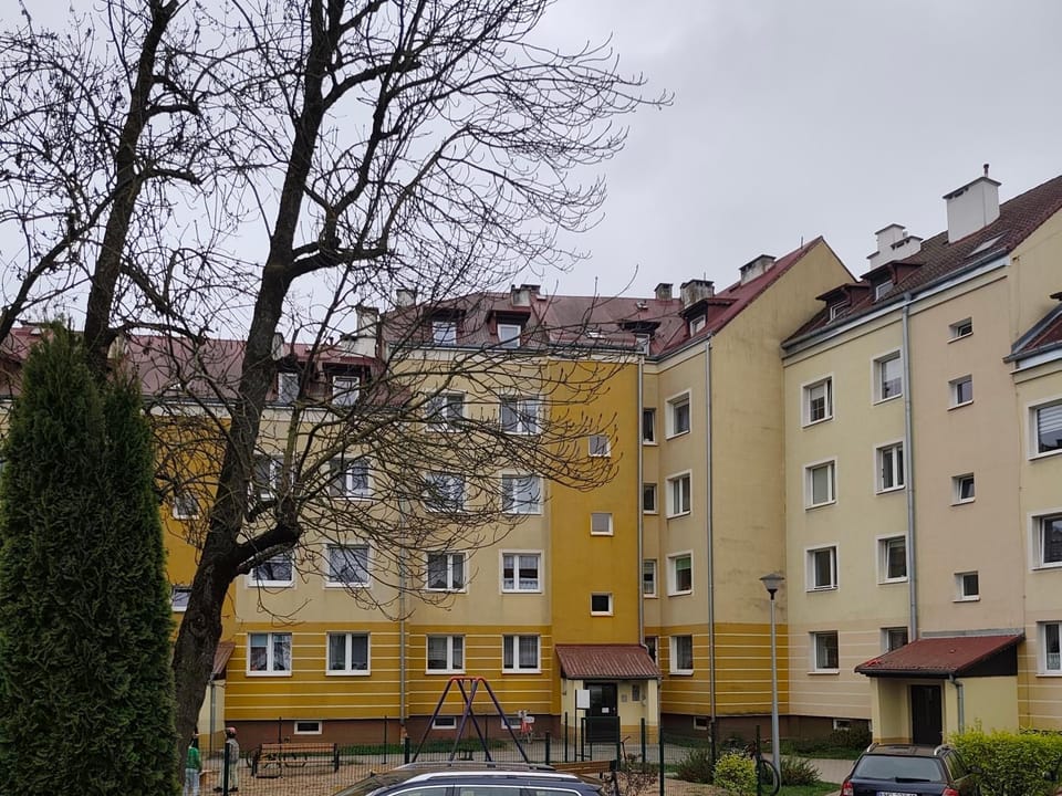 Property building, Location