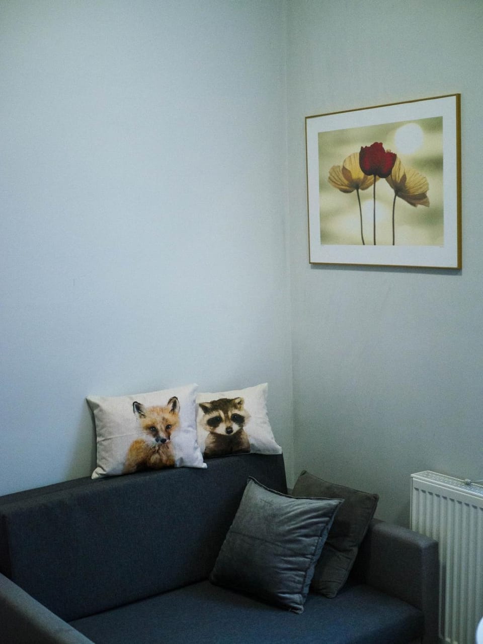 Living room, Seating area, internet