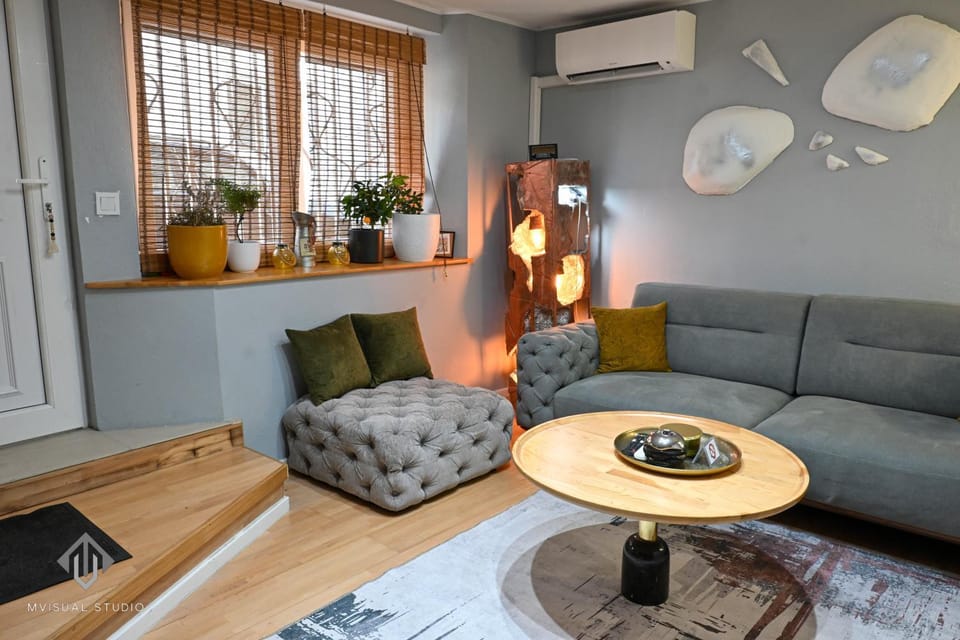 Living room, air conditioner