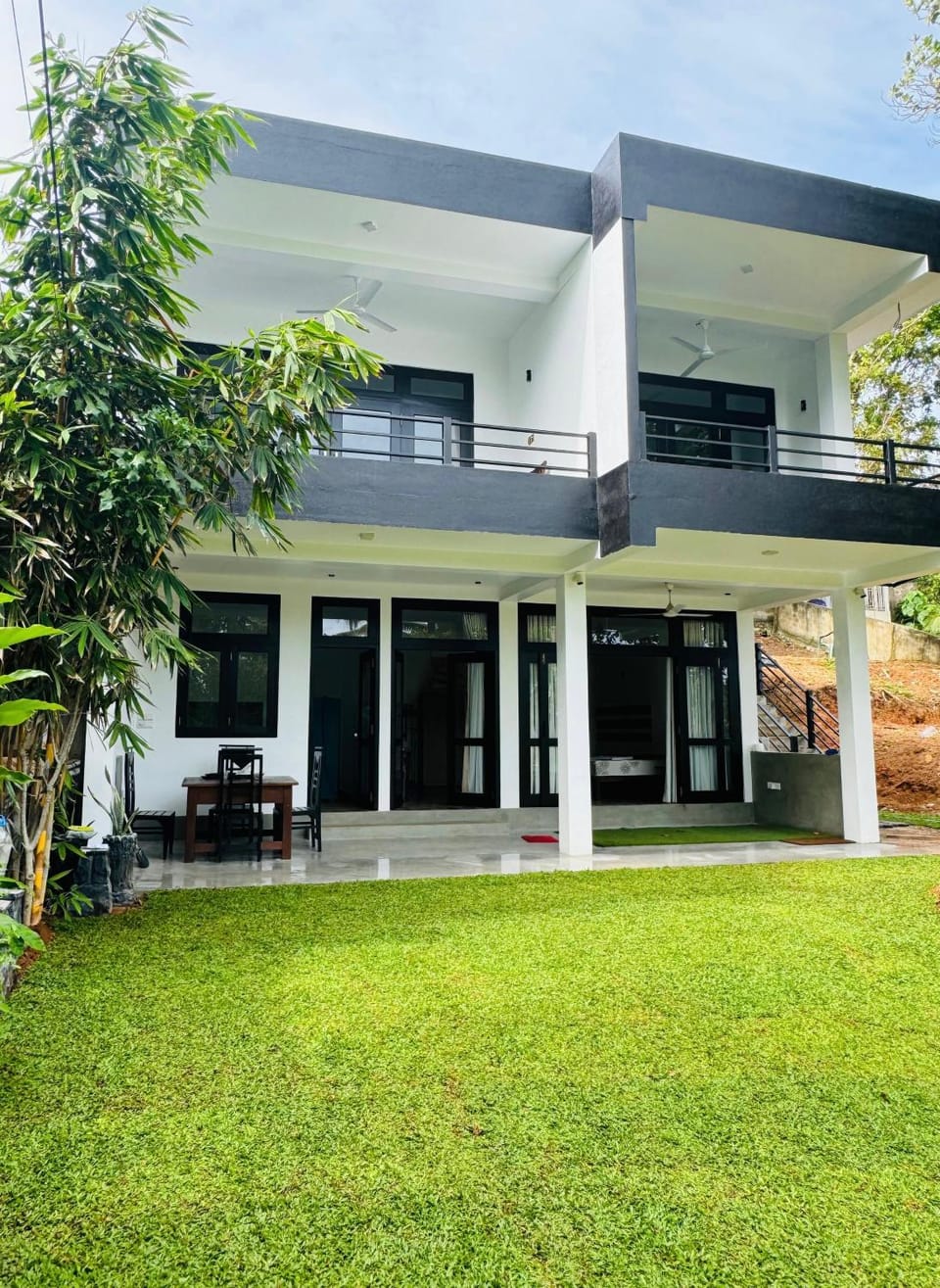 Villa Green View Hotel in Hikkaduwa