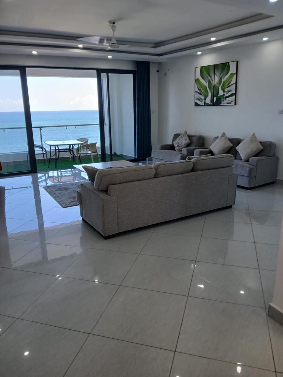 3 bedroom beachfront Nyali best Apartment in Mombasa County
