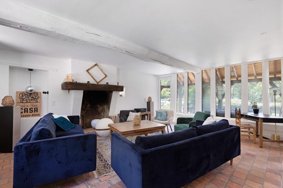 Property building, Living room