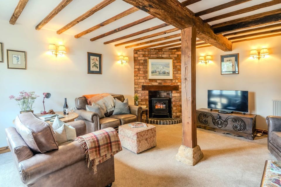 Poplar Cottage - Historic Barn in Dumbleton House in Wychavon District
