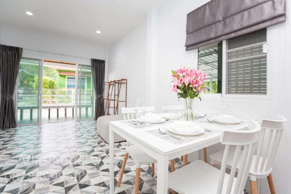 Seaside house House in Choeng Thale