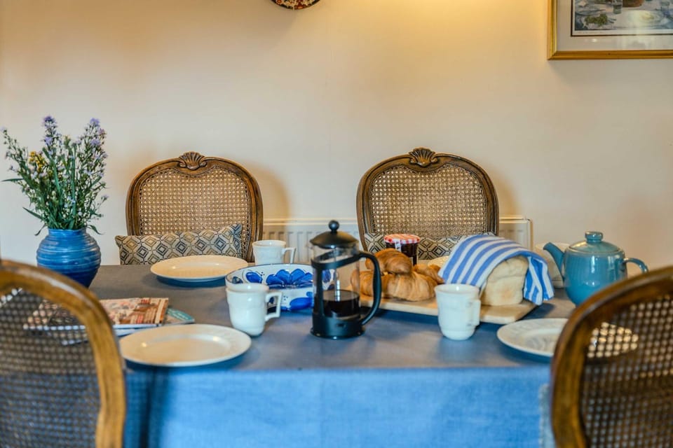 Maple Cottage - Rural Charm & Cotswold Views House in Wychavon District