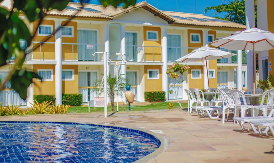 Property building, Day, Garden, Garden view, Pool view, Swimming pool, sunbed