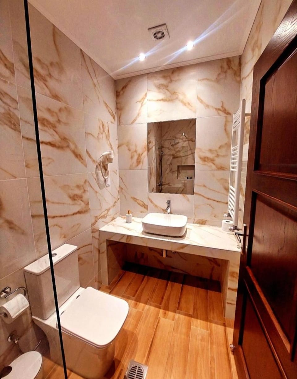 Shower, Toilet, Bathroom