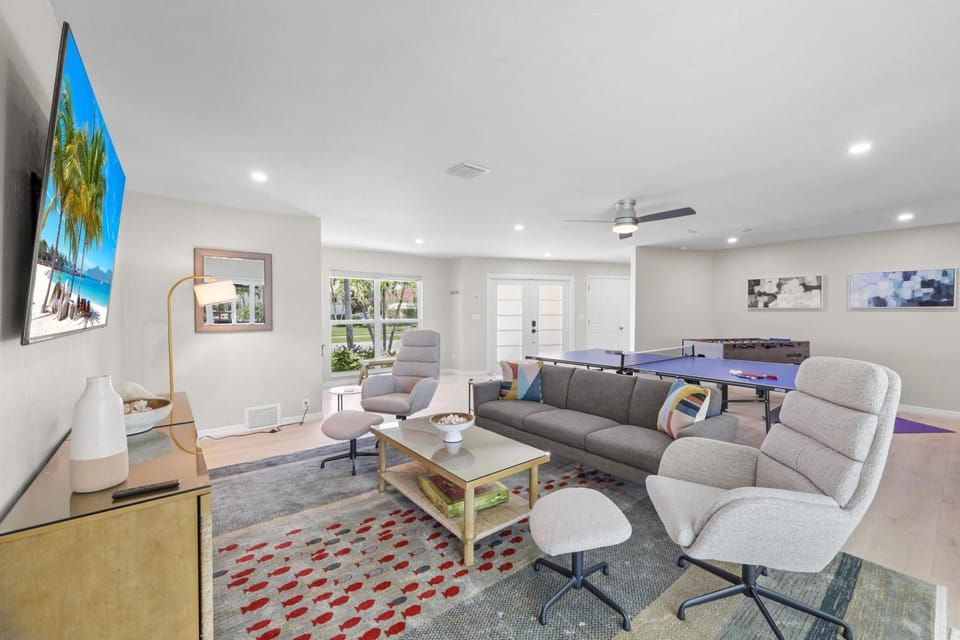 737 Nautilus Court House in Marco Island