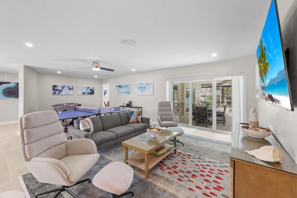 737 Nautilus Court House in Marco Island