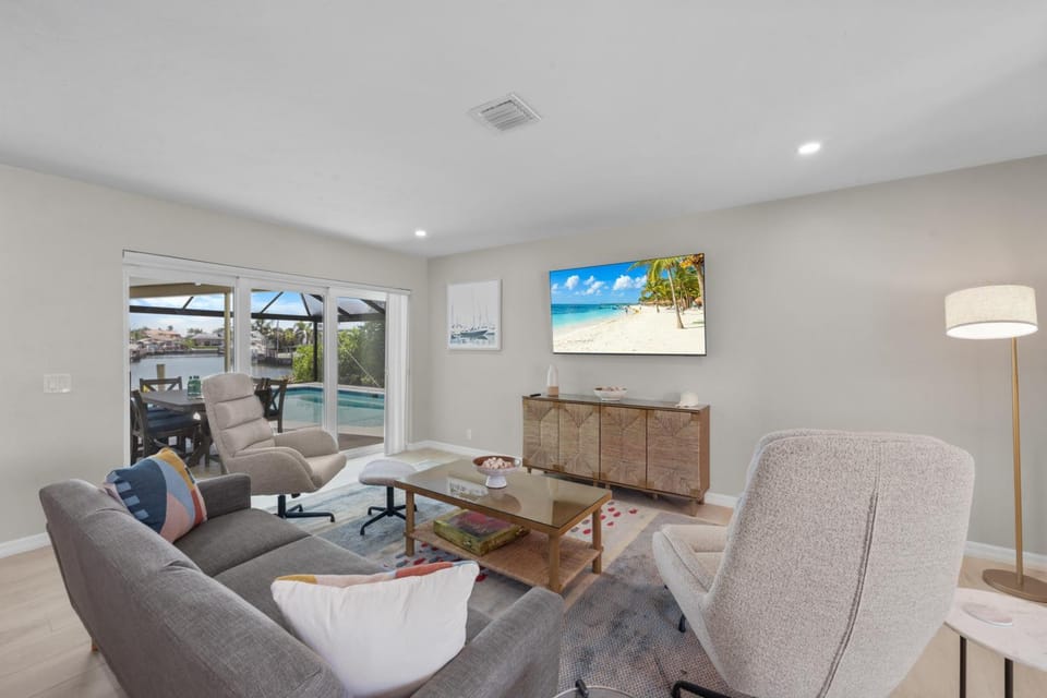 737 Nautilus Court House in Marco Island