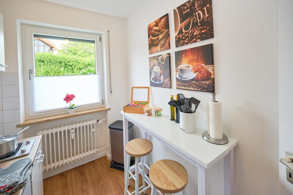 Coffee/tea facilities, Kitchen or kitchenette